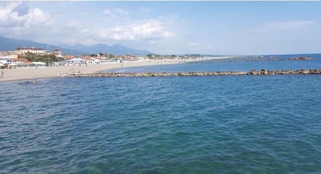 La Casetta Marina di Massa Exterior foto